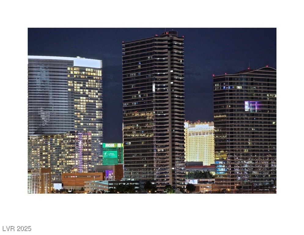 4471 Dean Martin Drive 3805