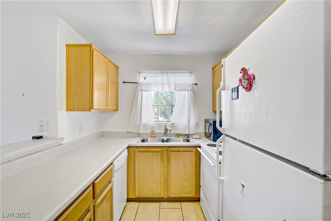 2966 Juniper Hills Boulevard 201