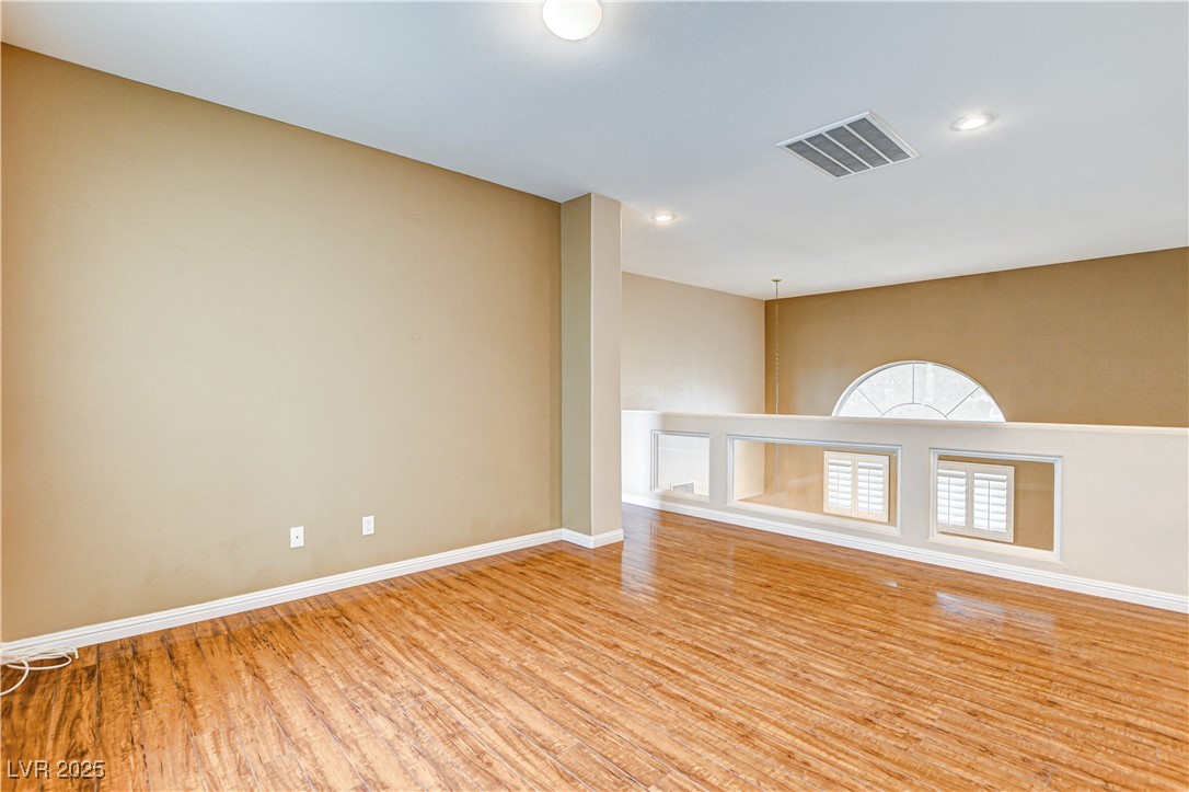 2828 Cottoneaster Street