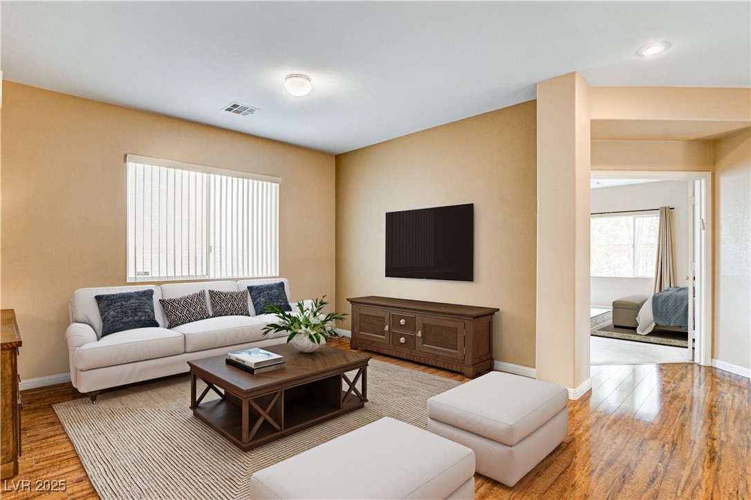 2828 Cottoneaster Street