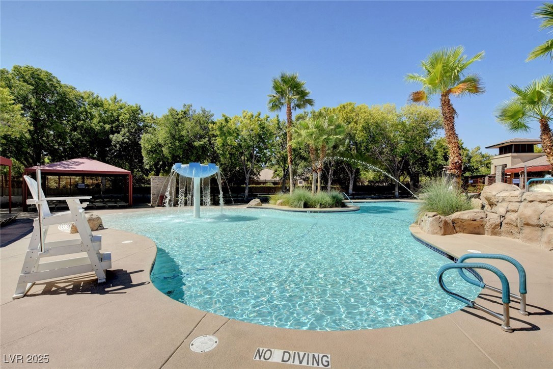 2828 Cottoneaster Street