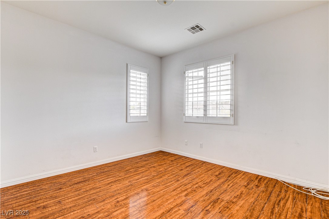 2828 Cottoneaster Street