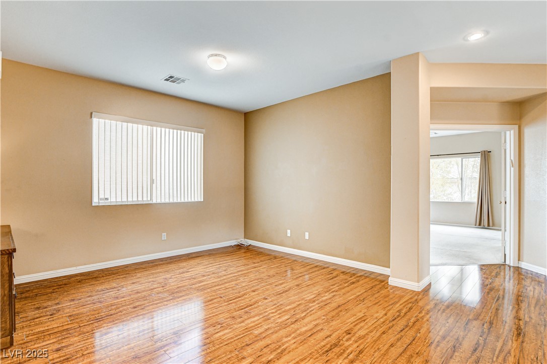 2828 Cottoneaster Street