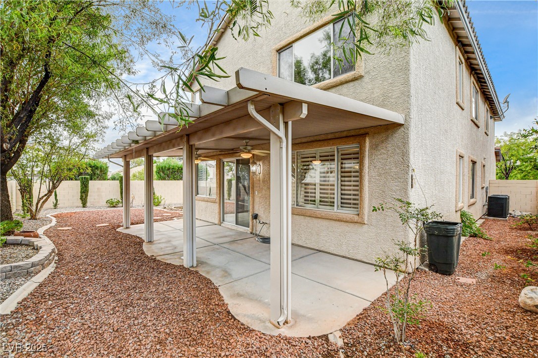 2828 Cottoneaster Street