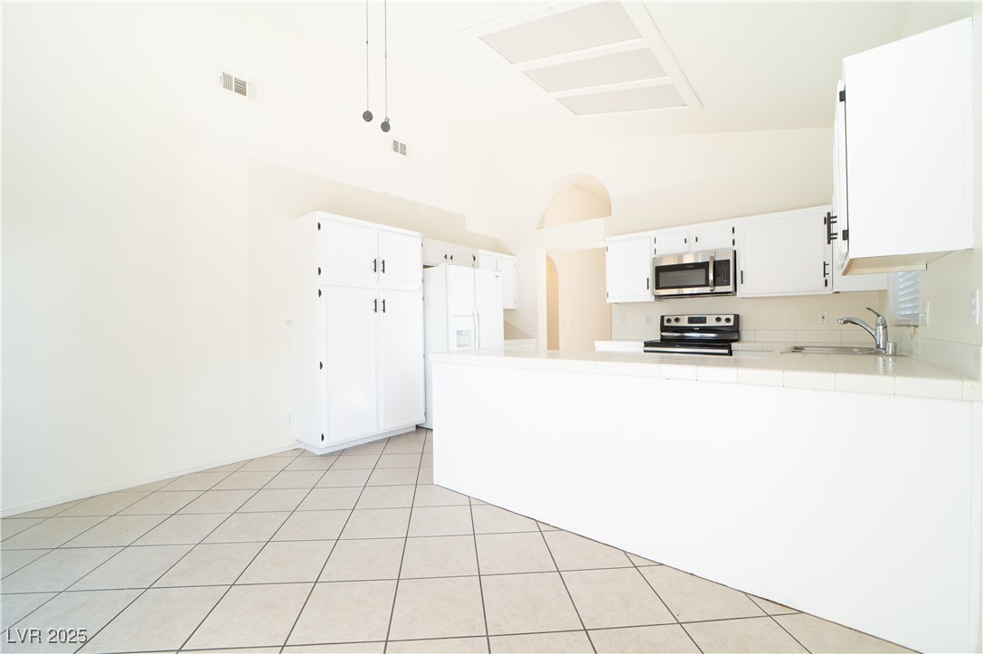8108 Bay Springs Drive