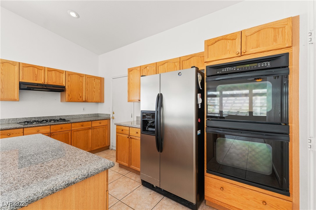 7411 Thornbuck Place