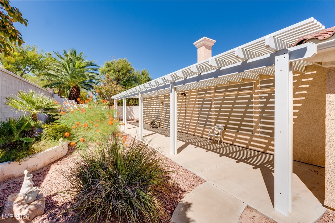 7411 Thornbuck Place