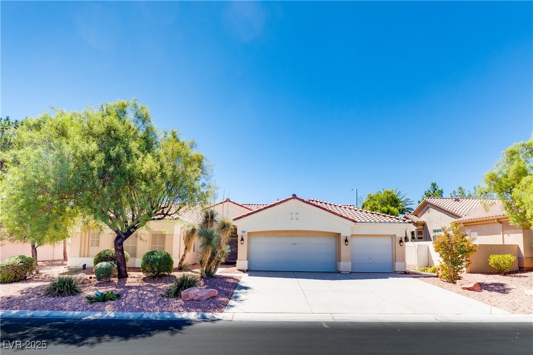 7411 Thornbuck Place