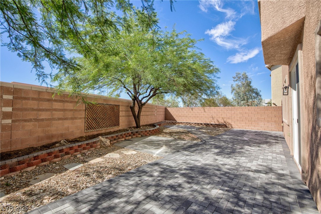 4233 Buteo Lane