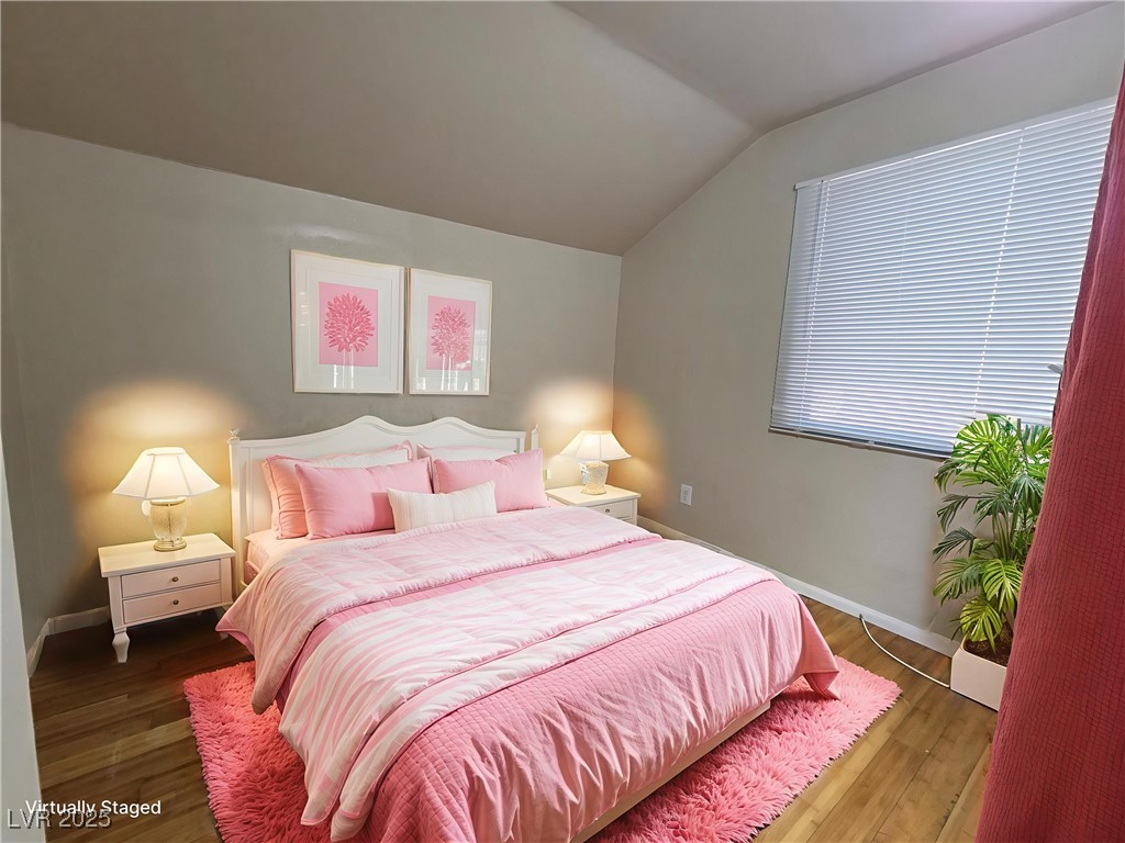 2806 Scotch Heather Street