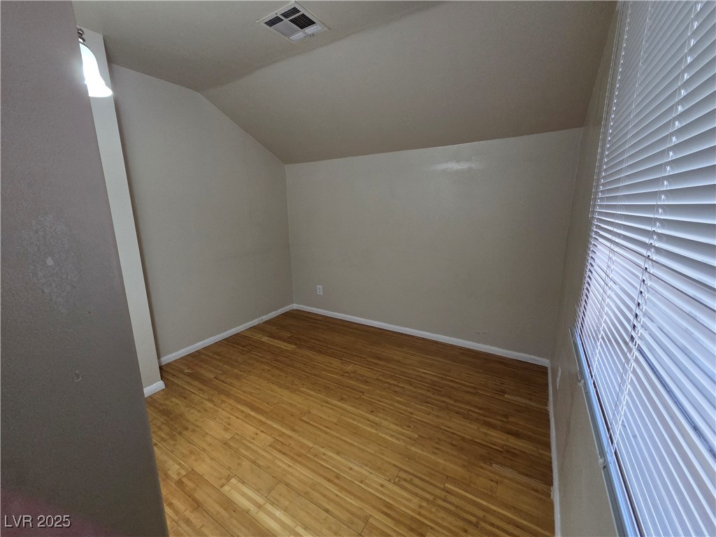 2806 Scotch Heather Street