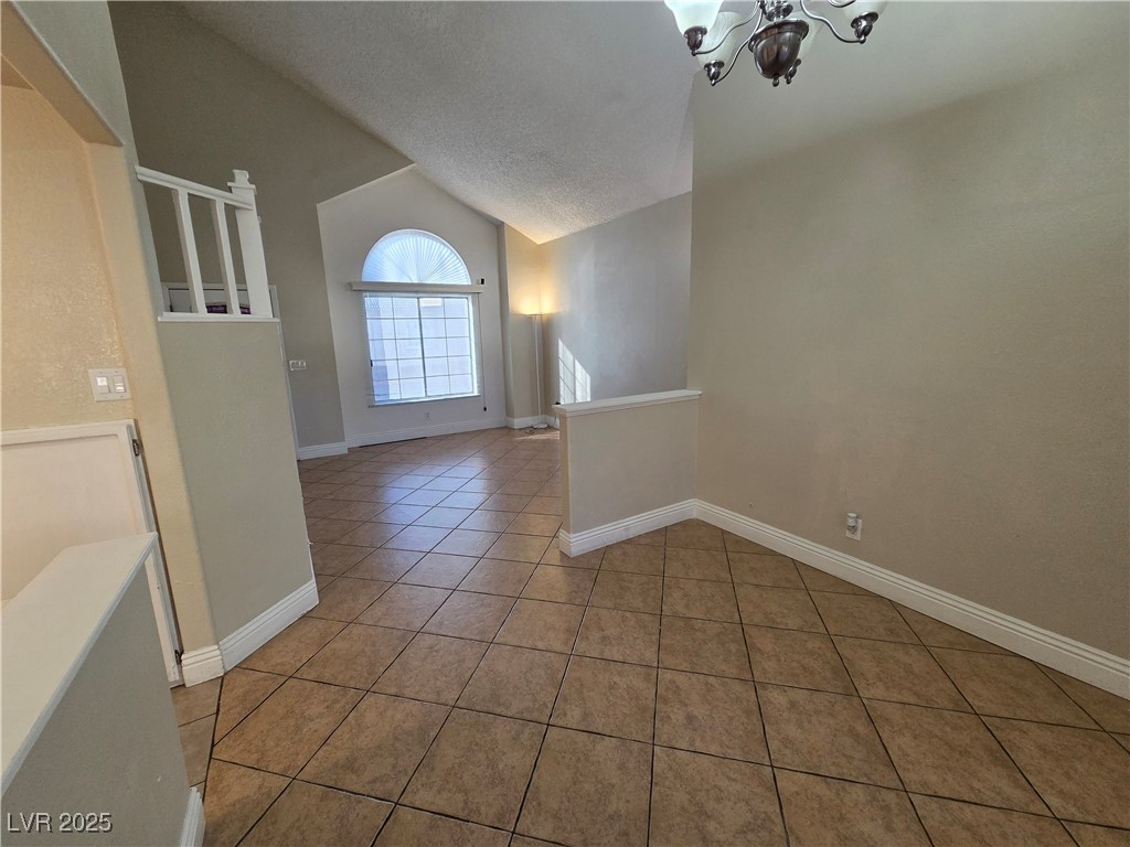 2806 Scotch Heather Street