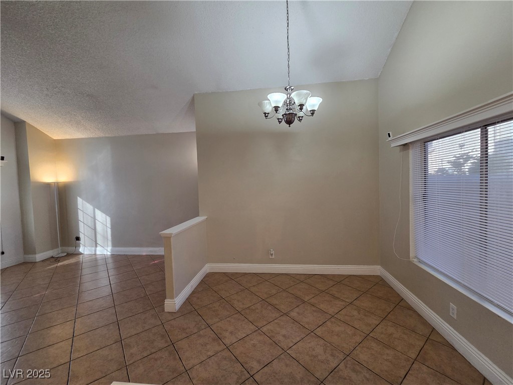 2806 Scotch Heather Street