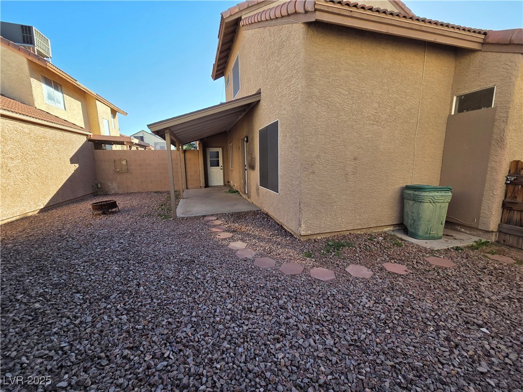 2806 Scotch Heather Street