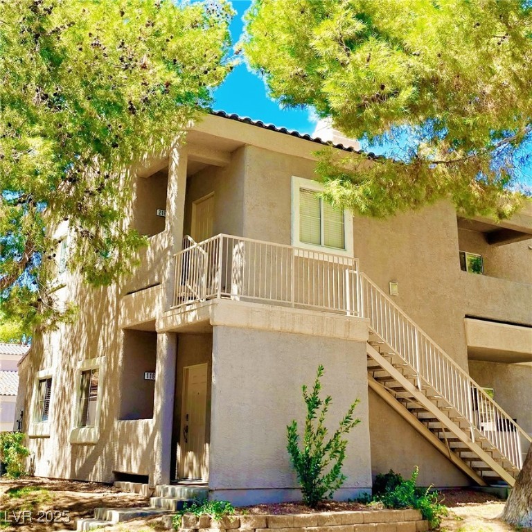 5250 South Rainbow Boulevard 2167
