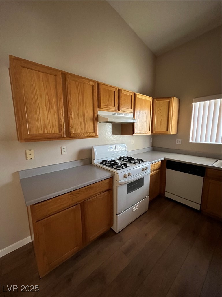 2052 Gravel Hill Street 202