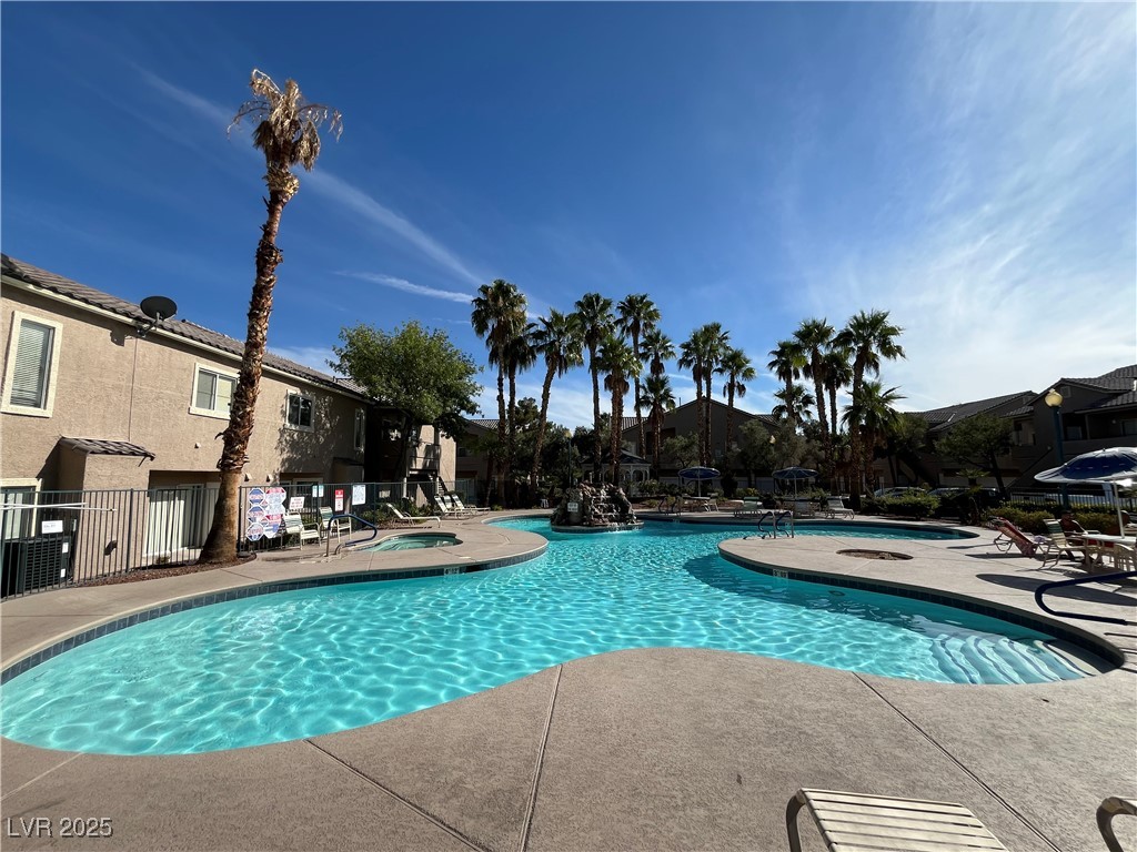 2052 Gravel Hill Street 202