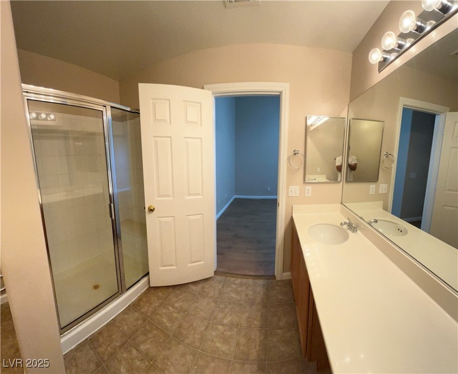 2052 Gravel Hill Street 202