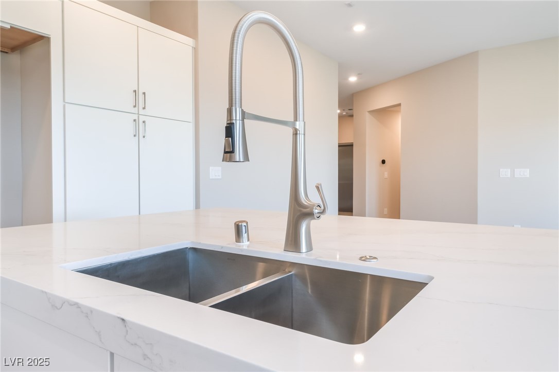 132 Los Cabos Drive 302