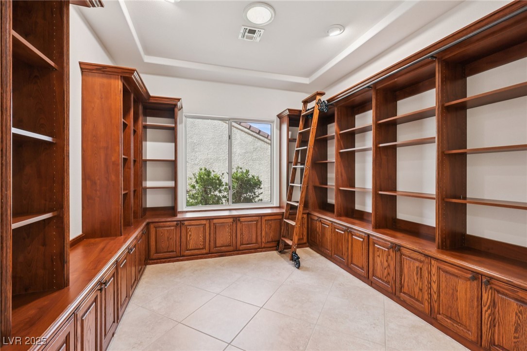 1691 Wellington Springs Avenue