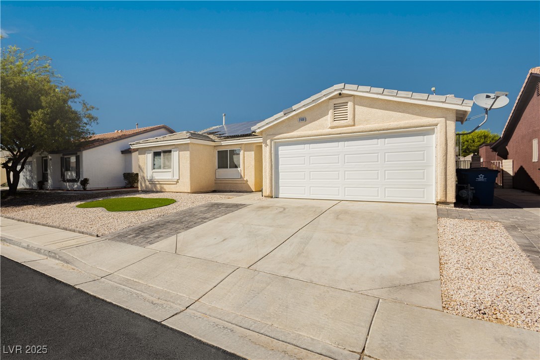 2108 Hollow Oak Avenue