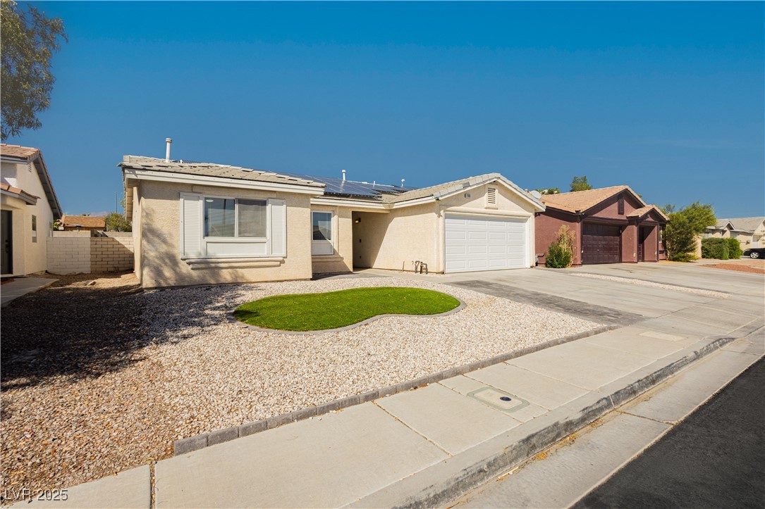 2108 Hollow Oak Avenue