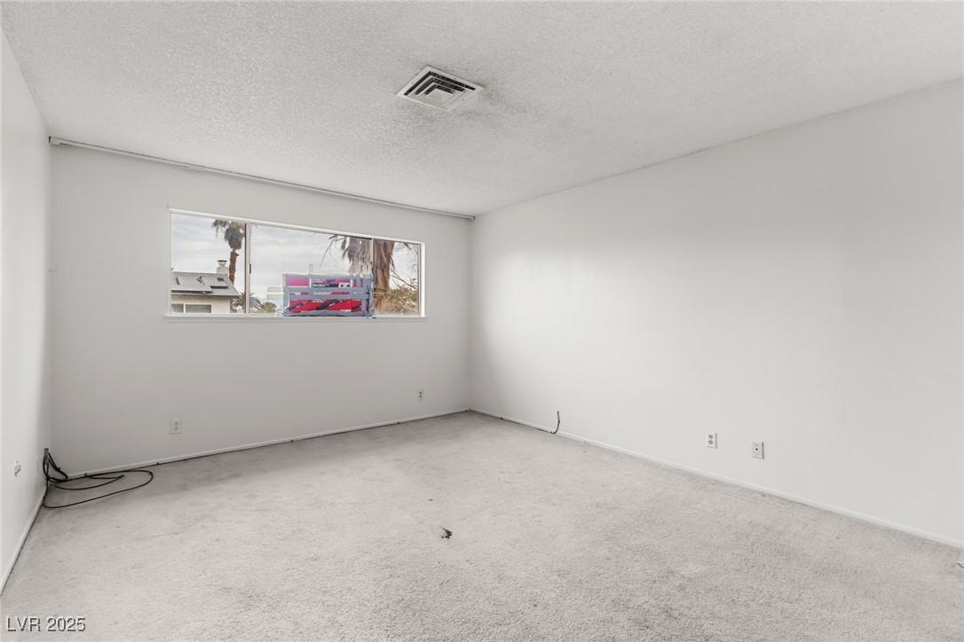 6816 Segura Drive