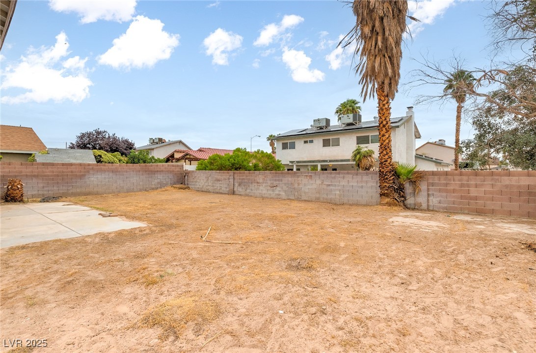 6816 Segura Drive