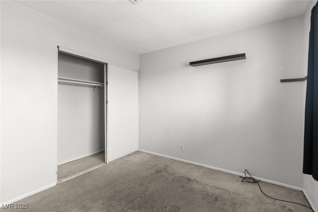 6816 Segura Drive