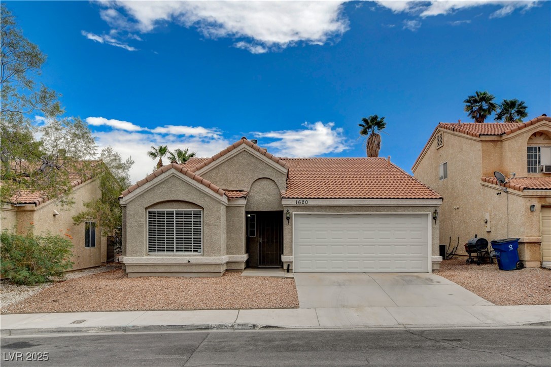 1620 Palmae Way