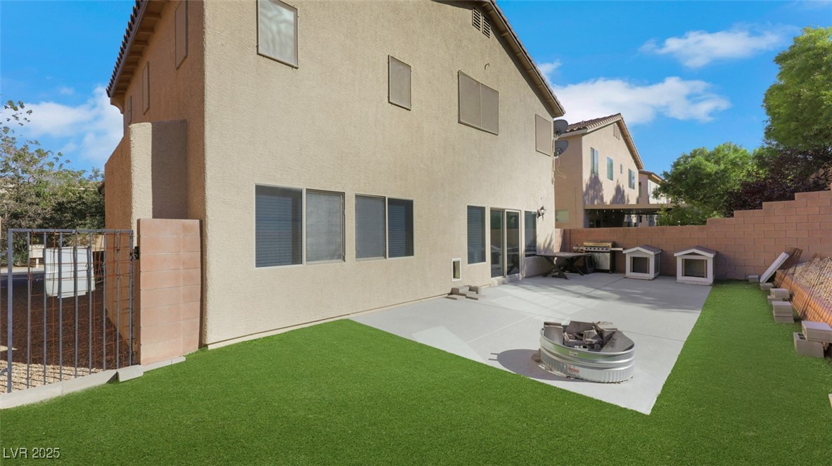 10657 Cave Ridge Street
