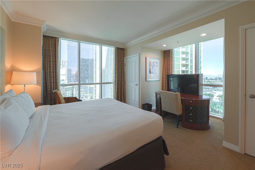 145 East Harmon Avenue 1121