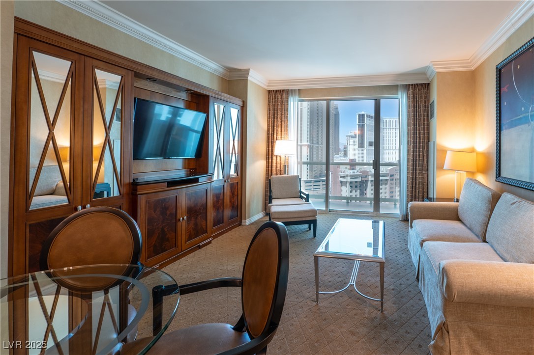 145 East Harmon Avenue 1121