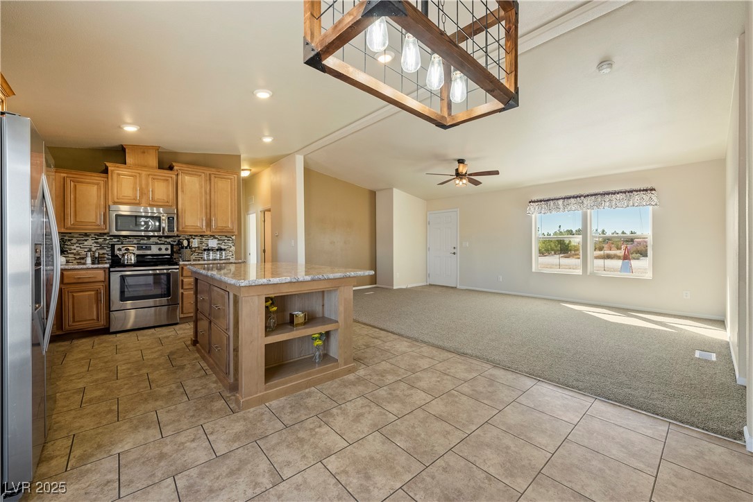 1080 Rockaway Lane