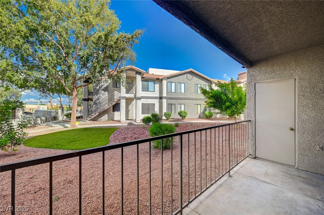 1575 West Warm Springs Road 114