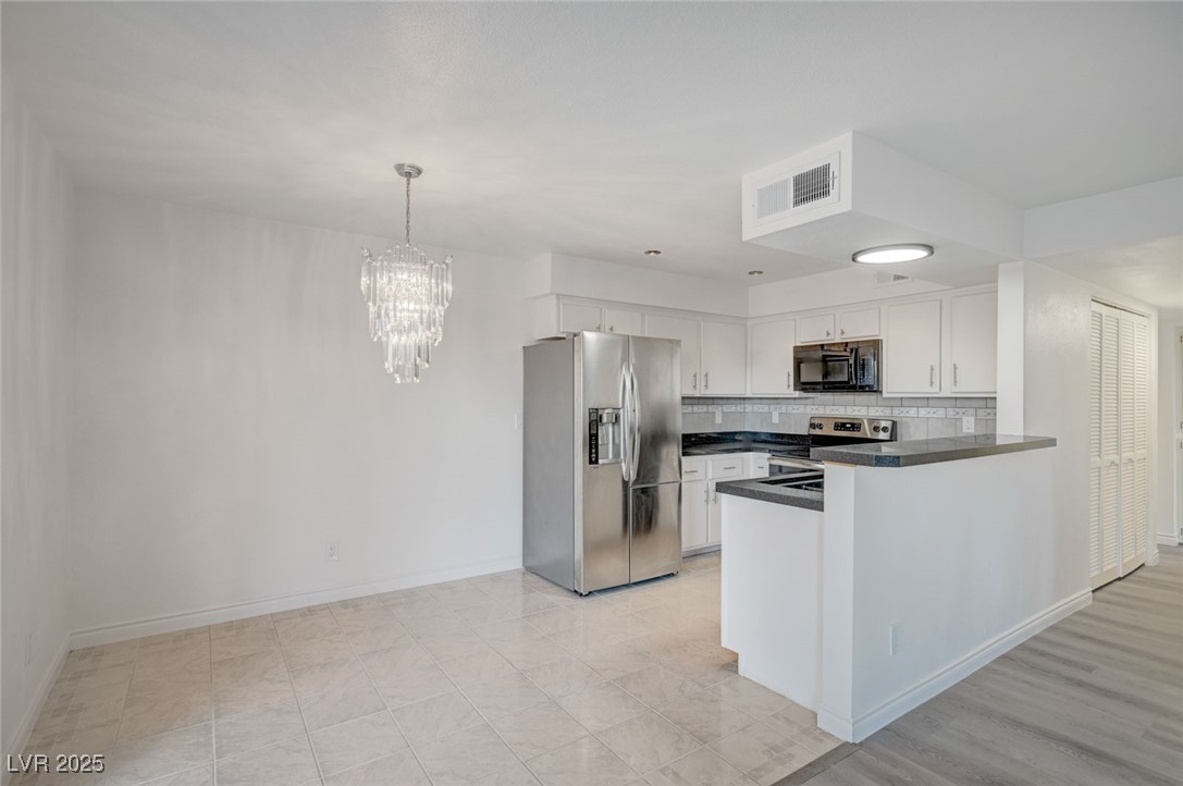 1575 West Warm Springs Road 114