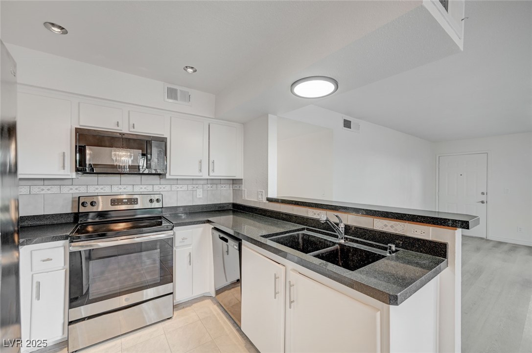 1575 West Warm Springs Road 114