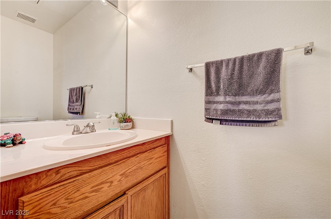 5585 Lago Court