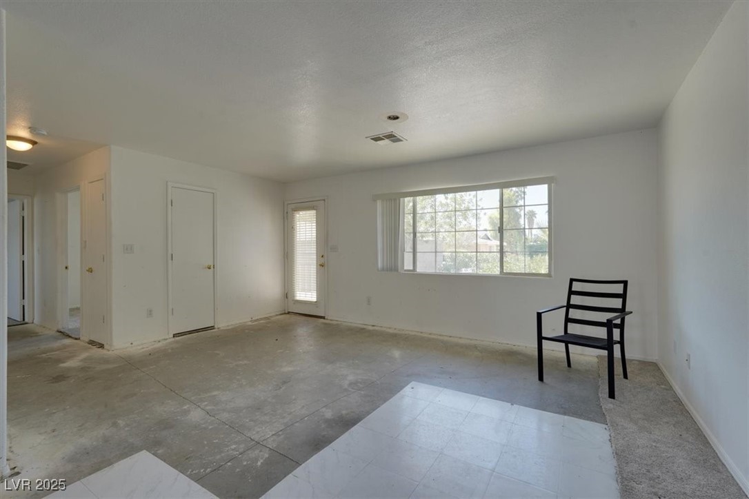 3182 Camel Back Drive