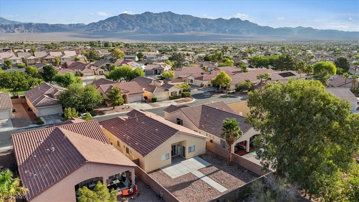 8313 Dawn Breeze Avenue