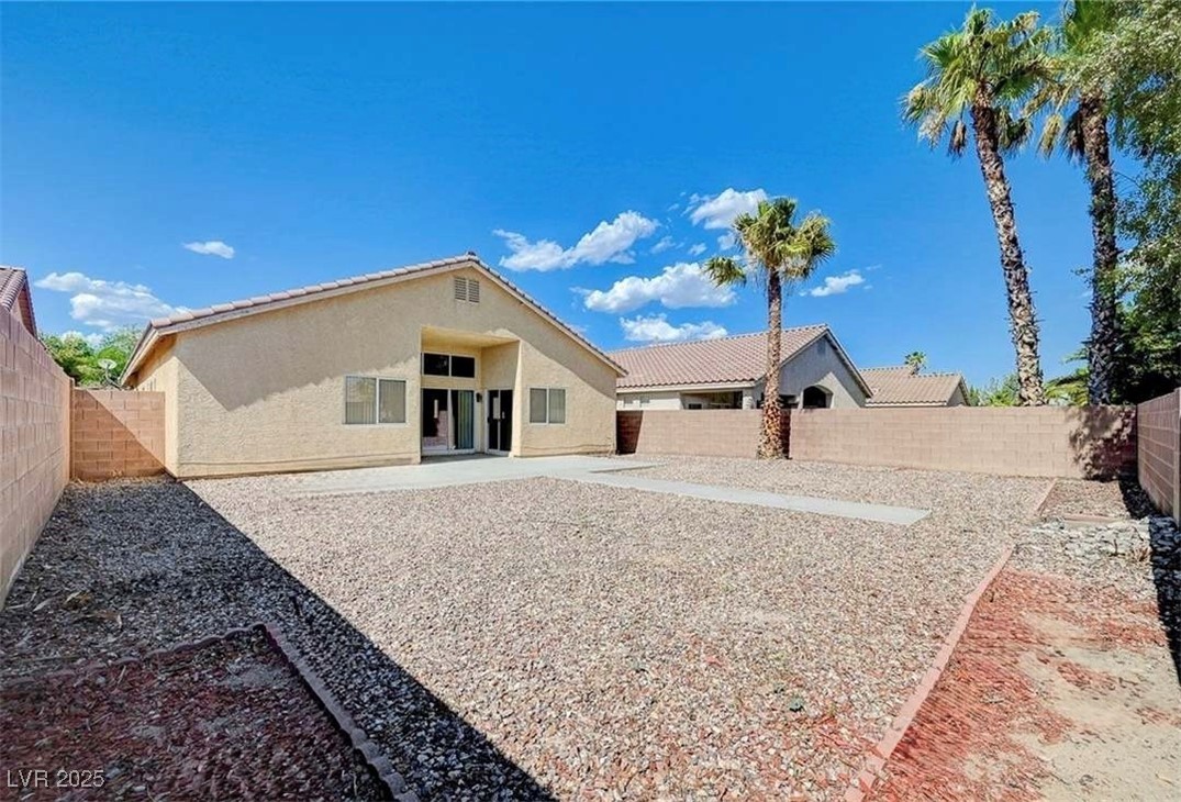 8313 Dawn Breeze Avenue