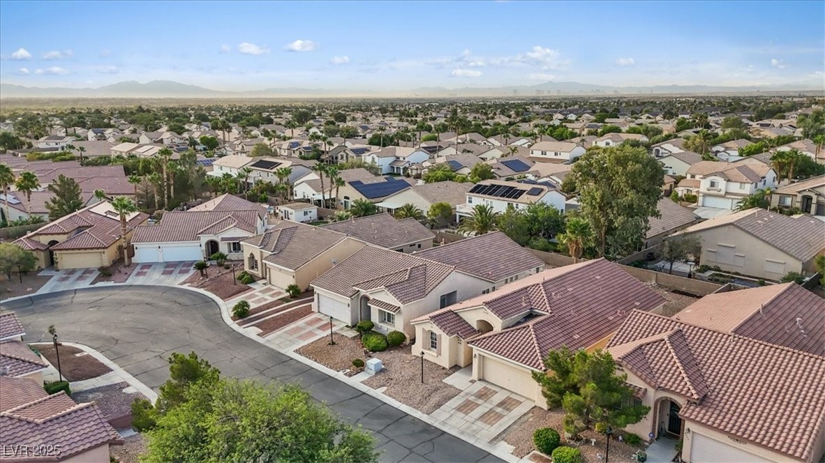 8313 Dawn Breeze Avenue