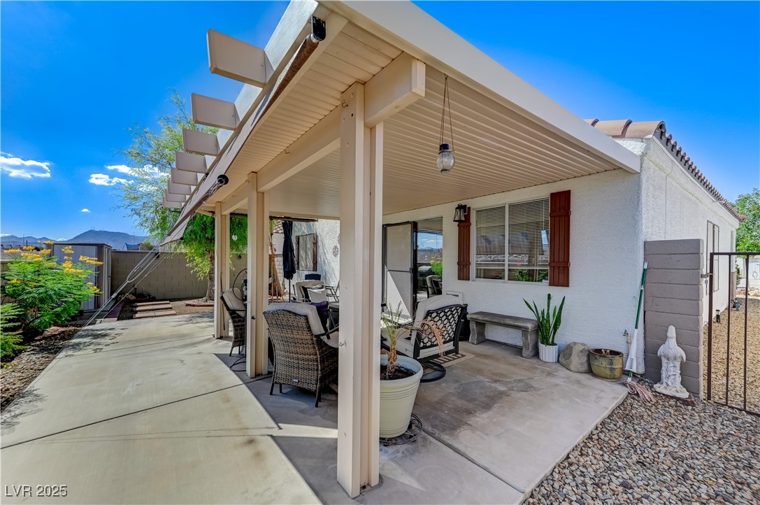 828 Angelus Oaks Drive