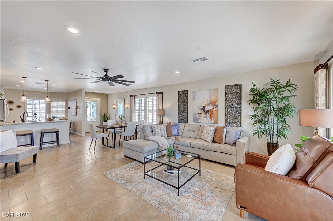 828 Angelus Oaks Drive