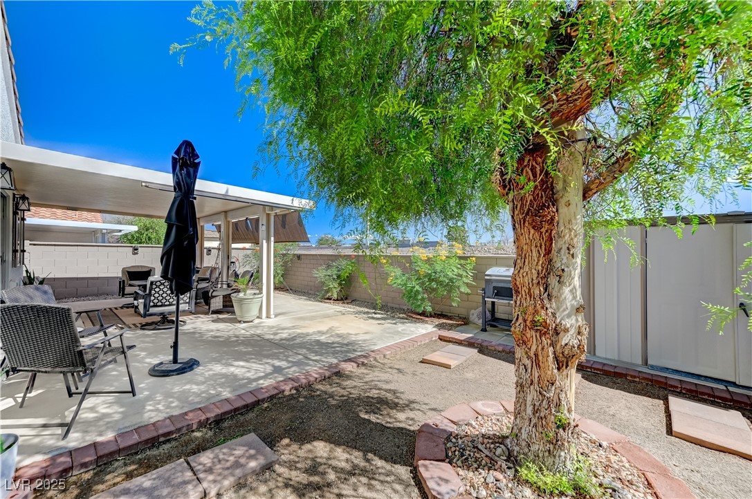 828 Angelus Oaks Drive