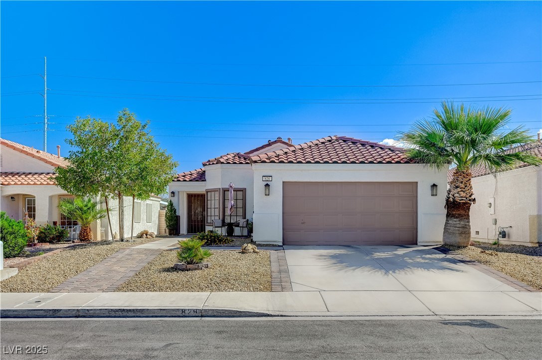 828 Angelus Oaks Drive