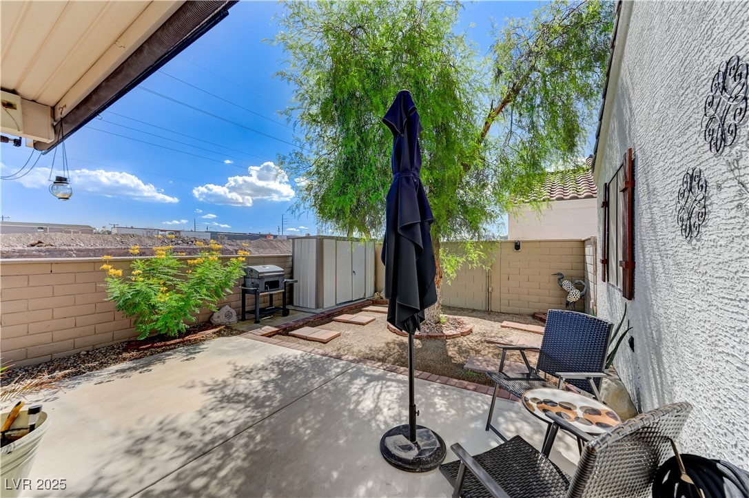 828 Angelus Oaks Drive