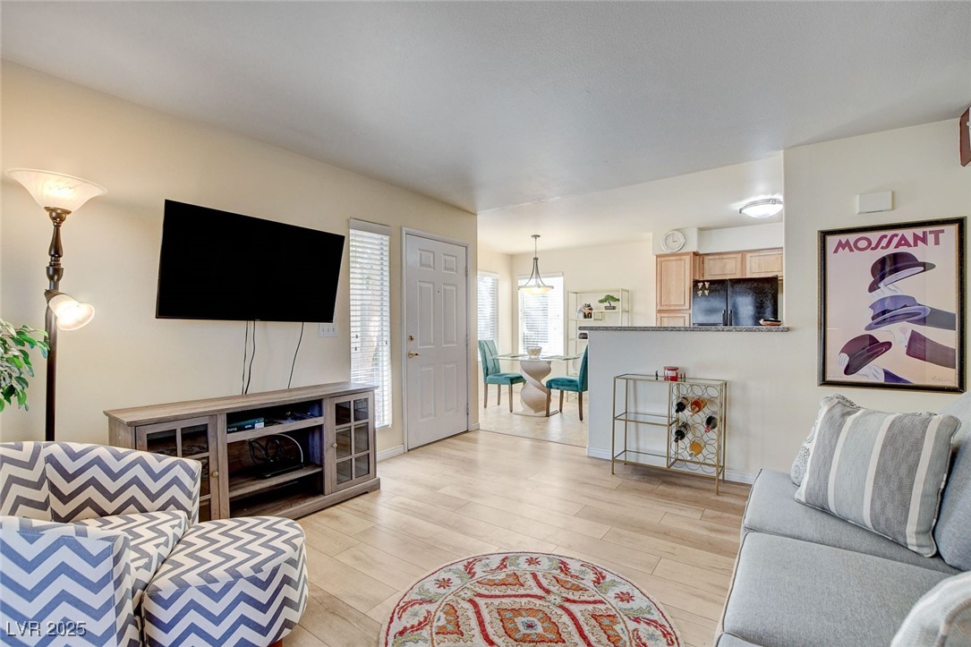 5710 East Tropicana Avenue 1185