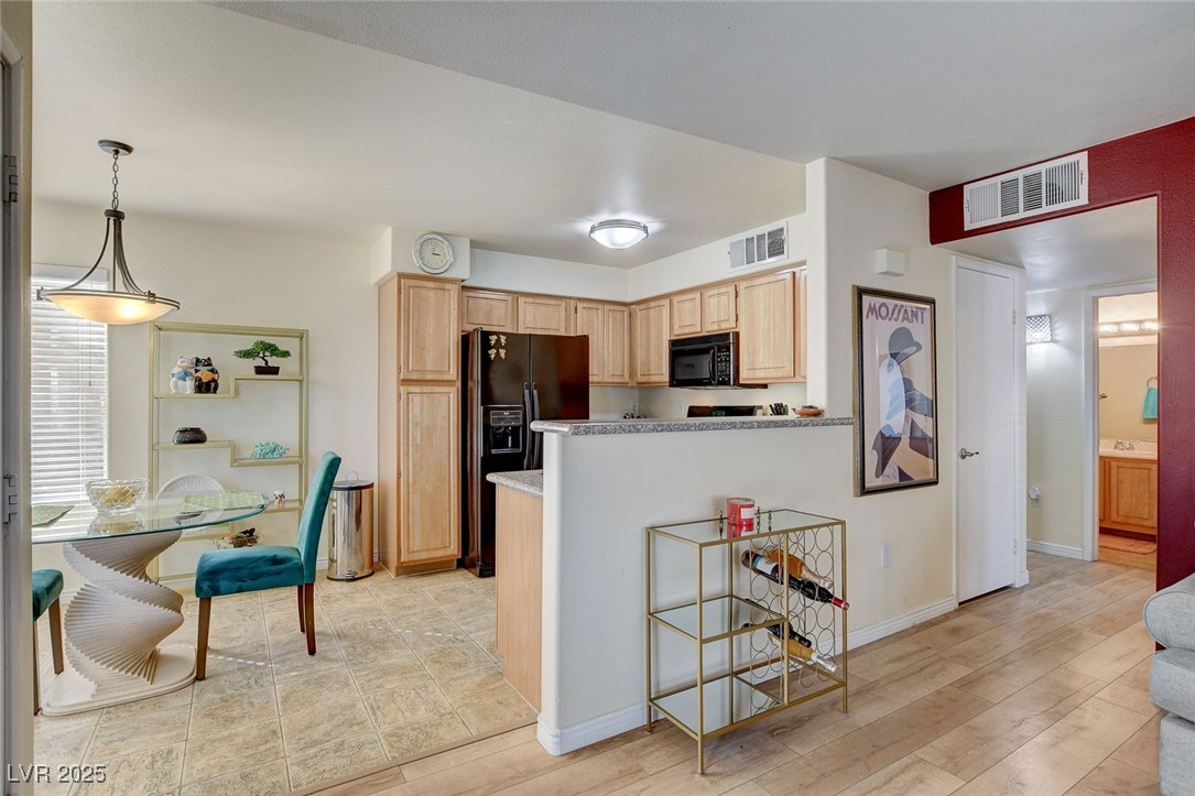 5710 East Tropicana Avenue 1185