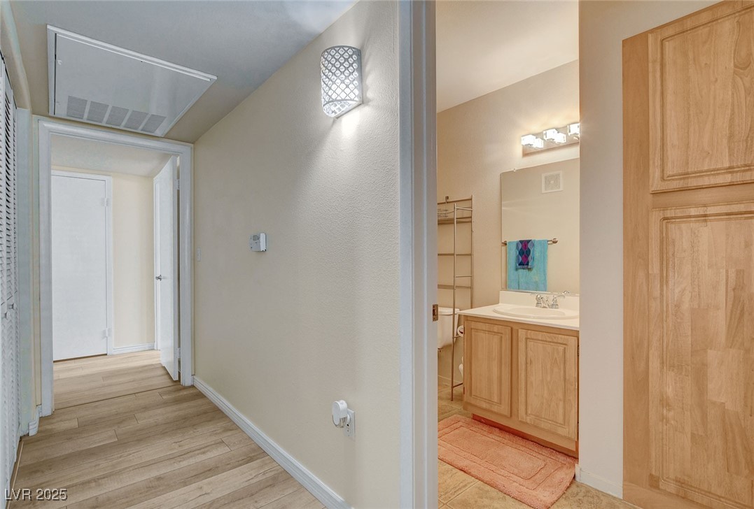 5710 East Tropicana Avenue 1185